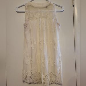 White lace Olivia Blu top